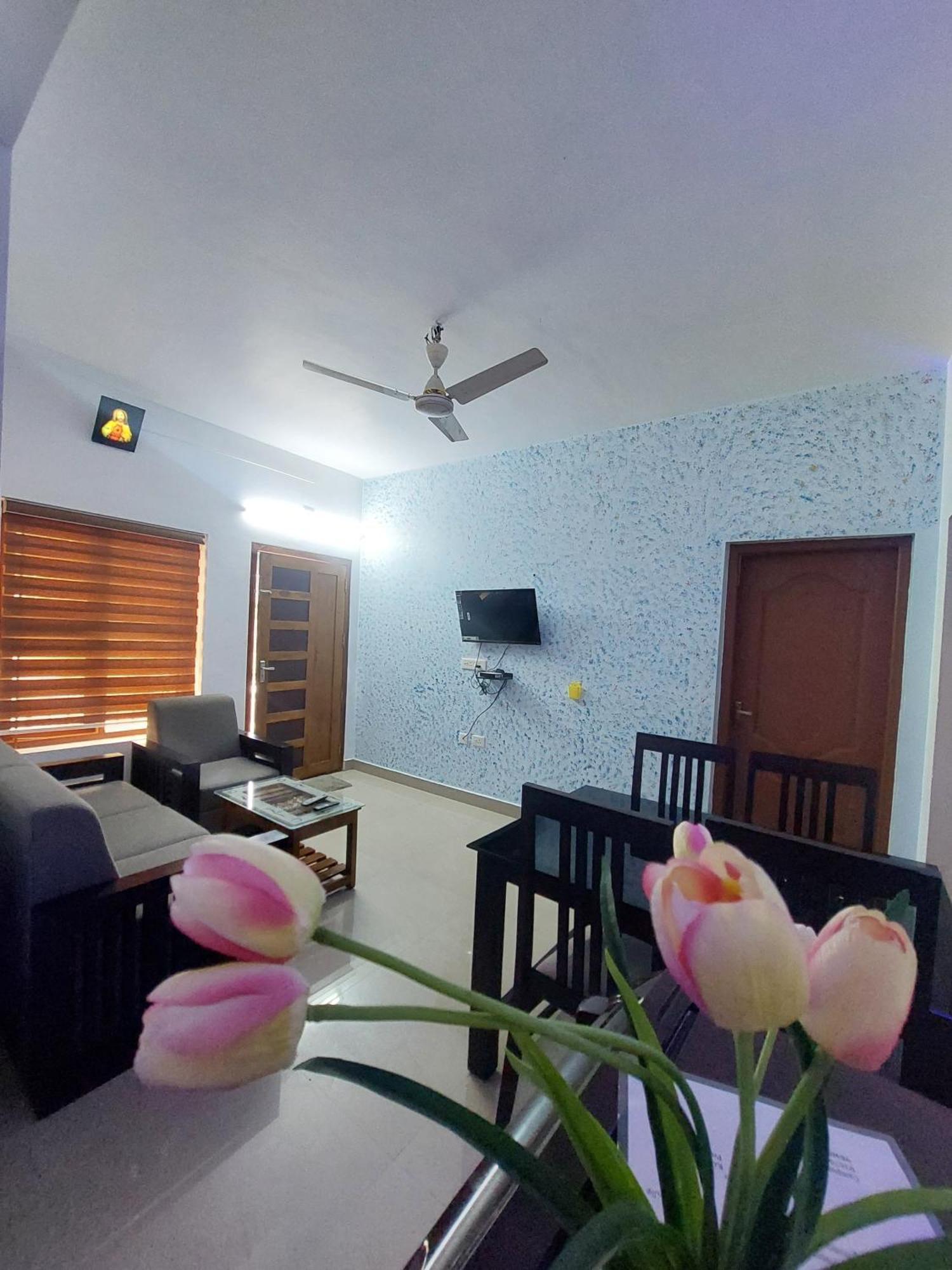 Snow White Villas Athirappilly Dış mekan fotoğraf